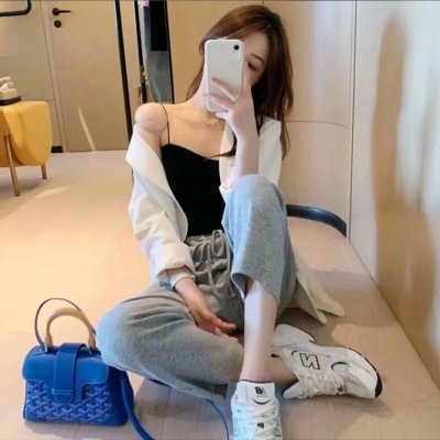 长相勿封面