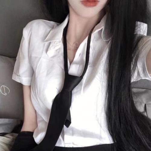 恐怖的人生封面